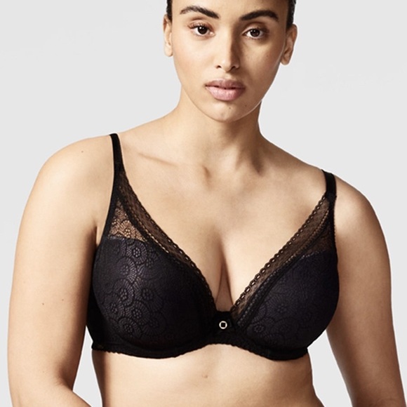 Chantelle Festivité Lace Plunge Bra in Black 32DDDD - Picture 1 of 7